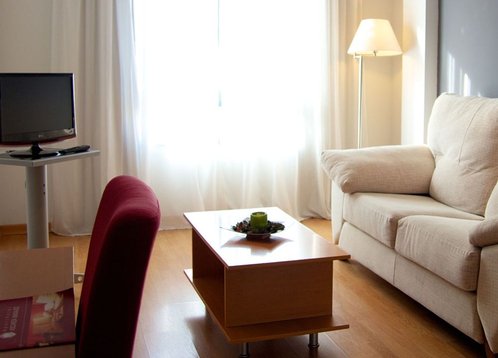 Aparthotel Mm Бадахос Екстериор снимка